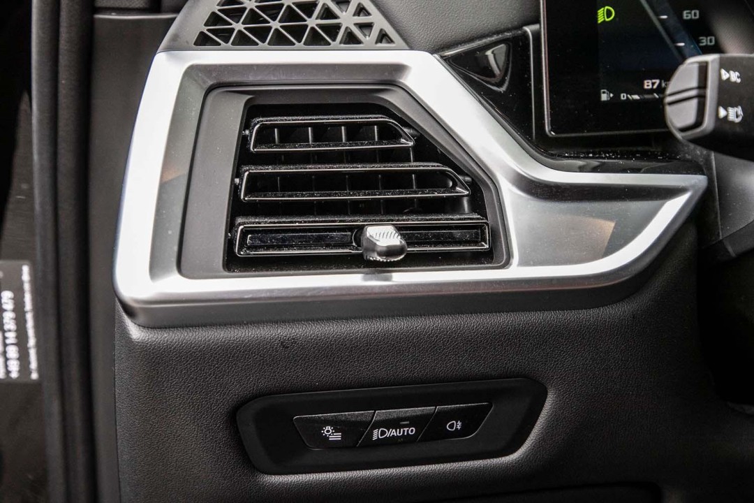 BMW X5 M60i - foto 9