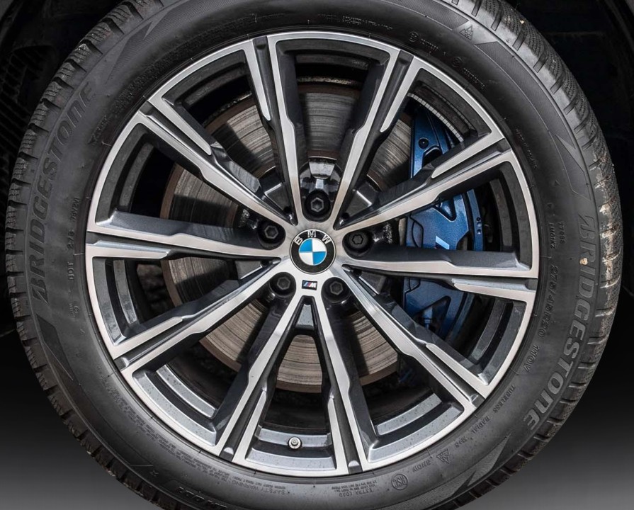 BMW X5 M60i - foto 16