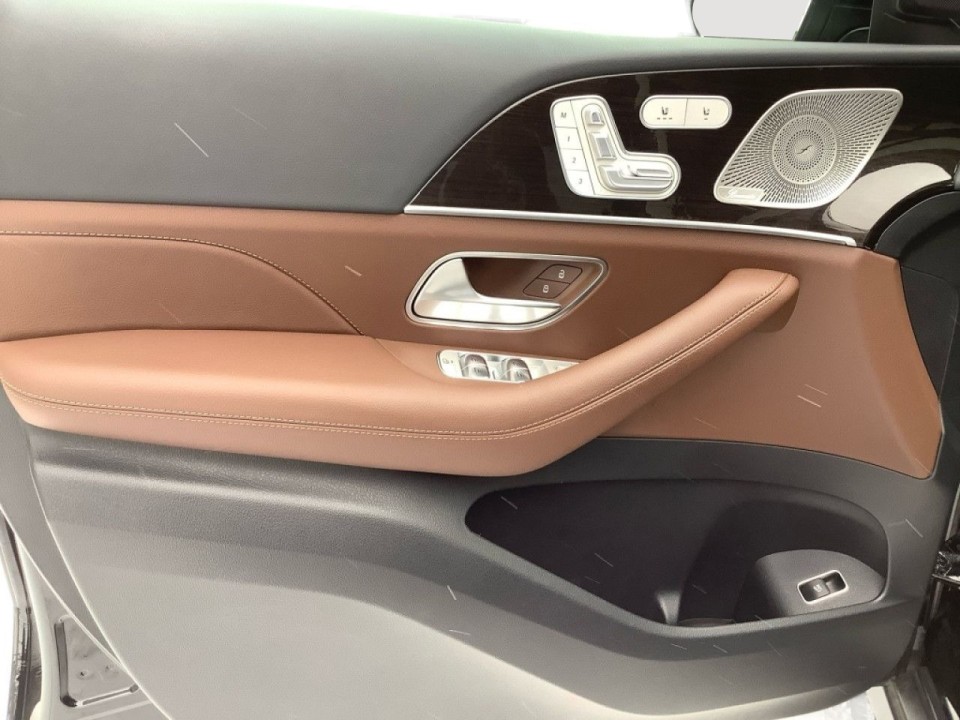 Mercedes-Benz GLE 350de 4MATIC - foto 17