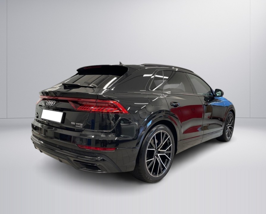 Audi Q8 55TFSI quattro tiptronic S-Line (2)