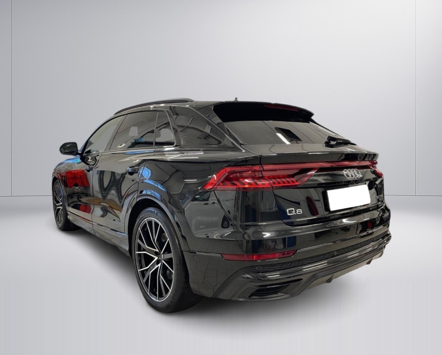 Audi Q8 55TFSI quattro tiptronic S-Line (4)