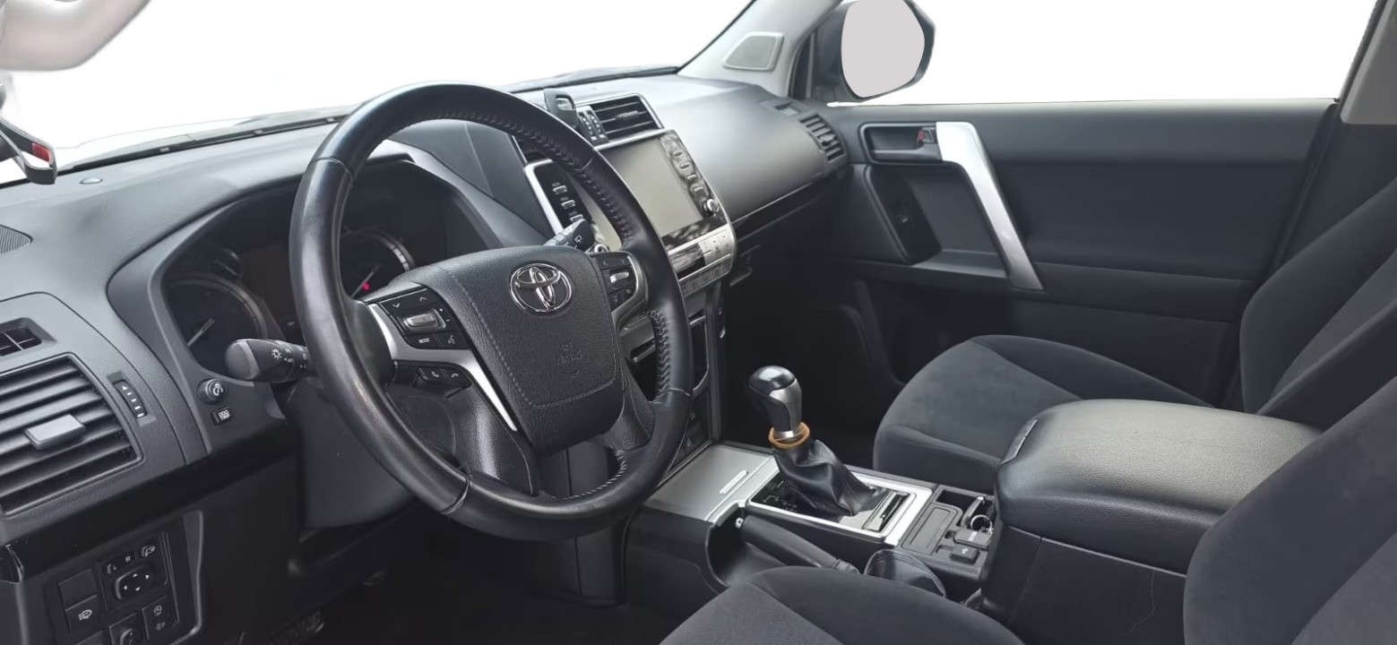 Toyota Land Cruiser 2.8 D-4D (5)