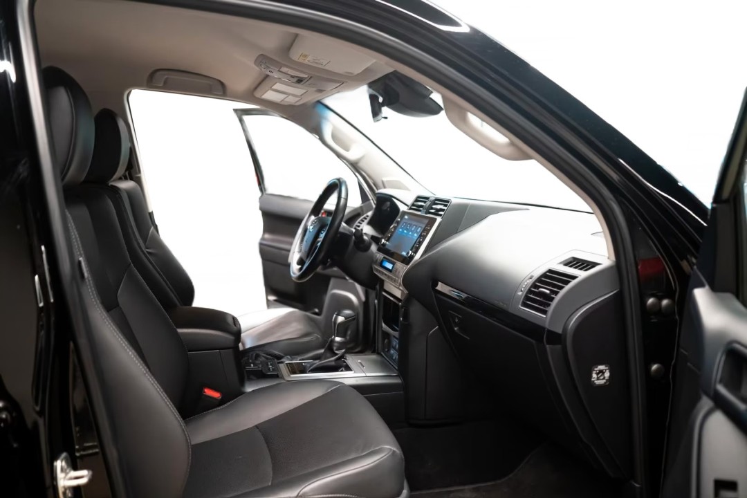 Toyota Land Cruiser 2.8 D-4D Luxury - foto 10