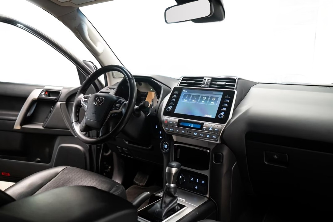 Toyota Land Cruiser 2.8 D-4D Luxury - foto 8