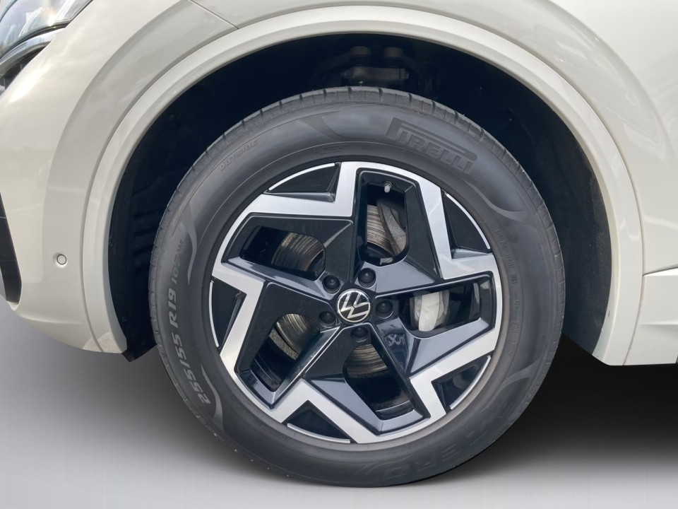 Volkswagen Touareg V6 TDI R-Line - foto 16