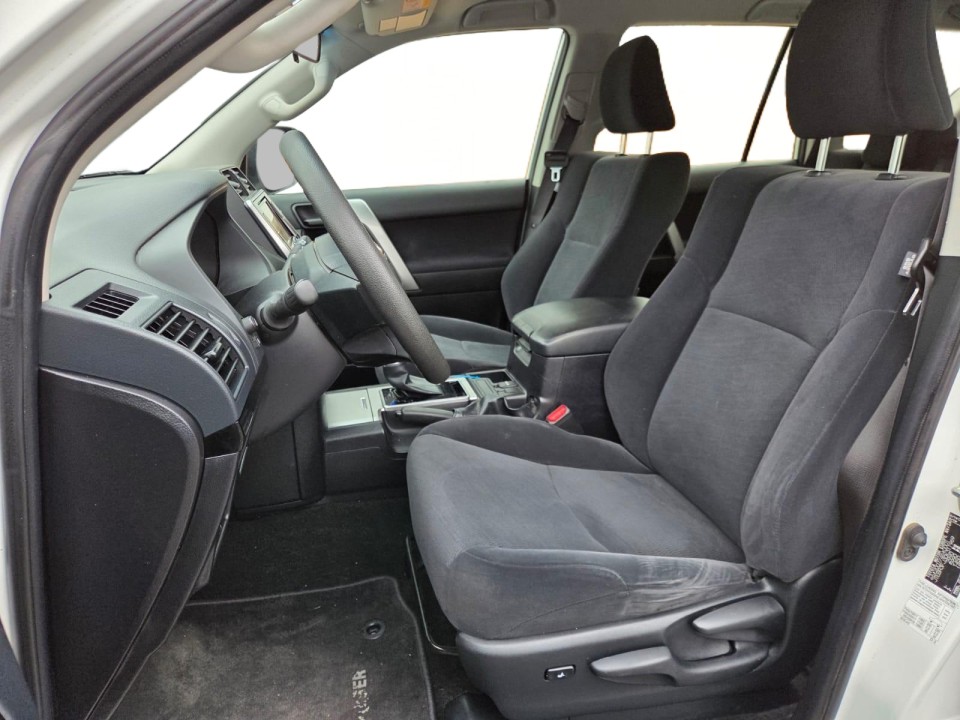 Toyota Land Cruiser 2.8 D-4D - foto 8