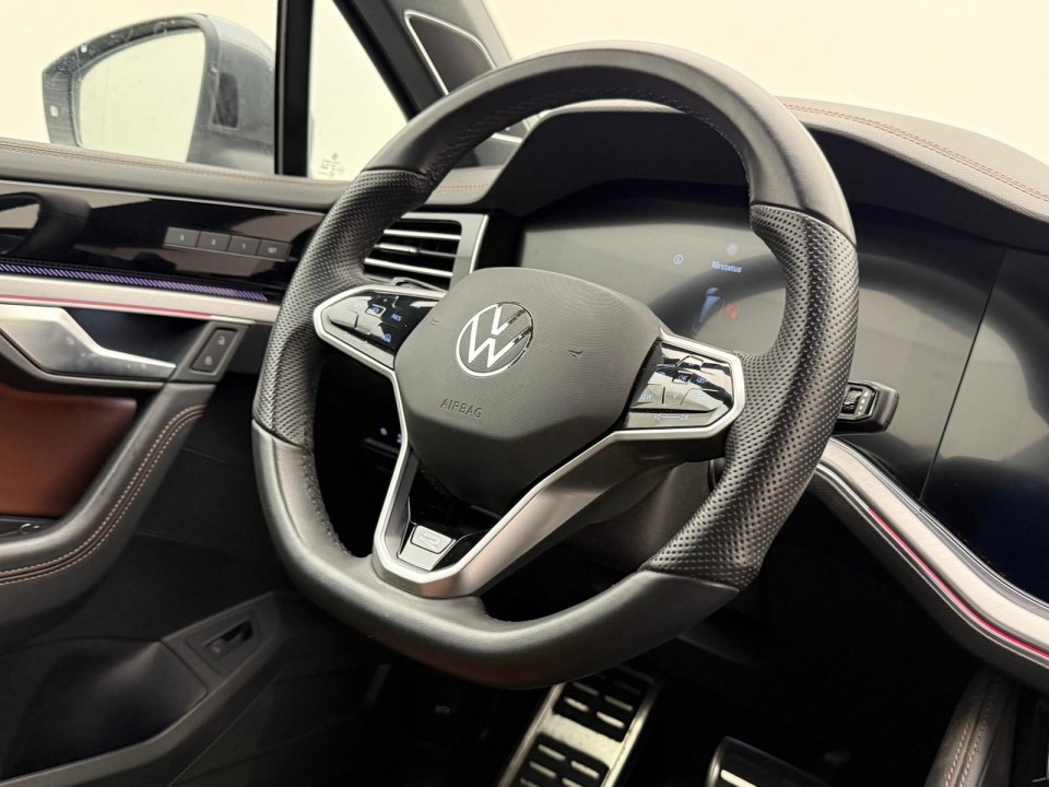 Volkswagen Touareg V6 TDI R-Line - foto 7