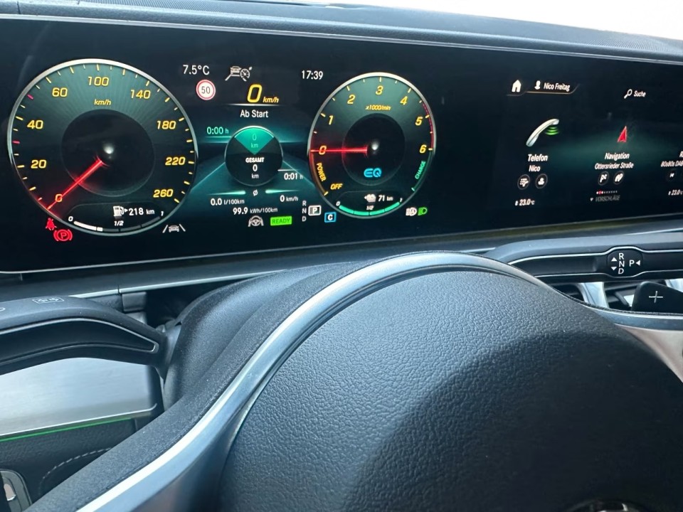 Mercedes-Benz GLE 350de AMG - foto 11