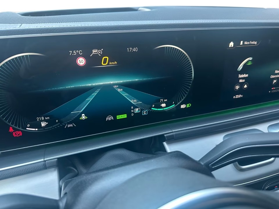 Mercedes-Benz GLE 350de AMG - foto 12