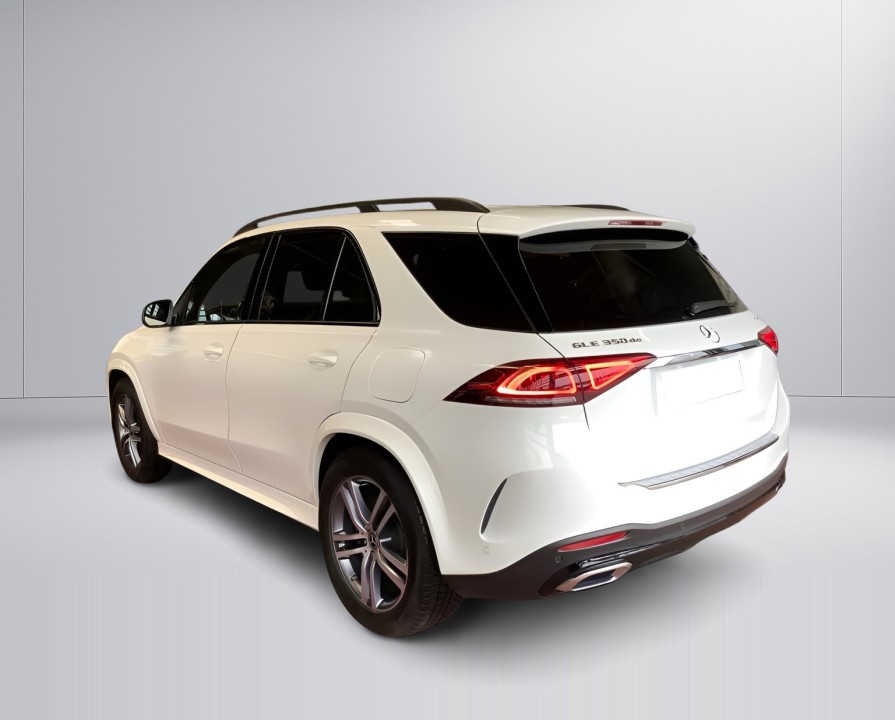 Mercedes-Benz GLE 350de 4MATIC AMG (3)