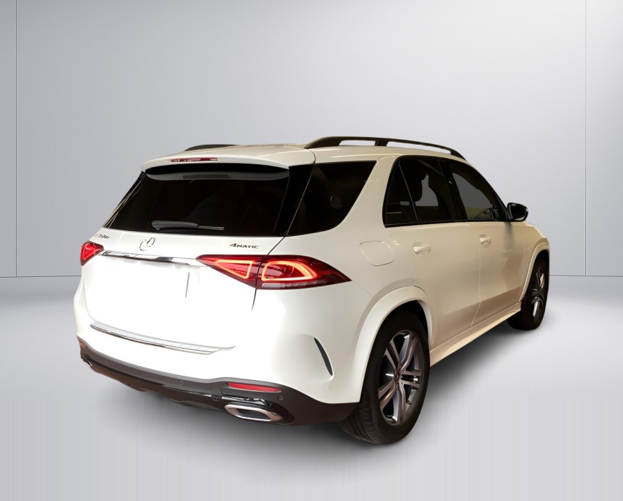 Mercedes-Benz GLE 350de 4MATIC AMG (2)