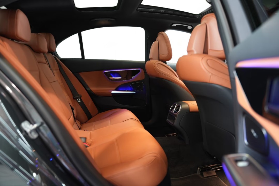 Mercedes-Benz C 300d 4MATIC - foto 35