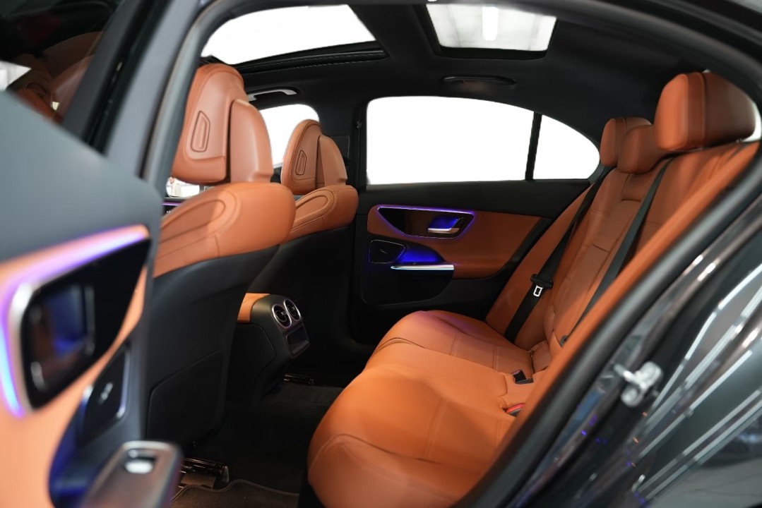 Mercedes-Benz C 300d 4MATIC - foto 36