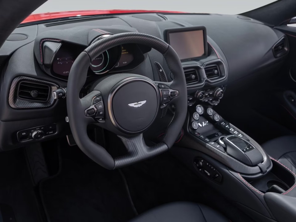 Aston Martin Vantage V12 Roadster - foto 10