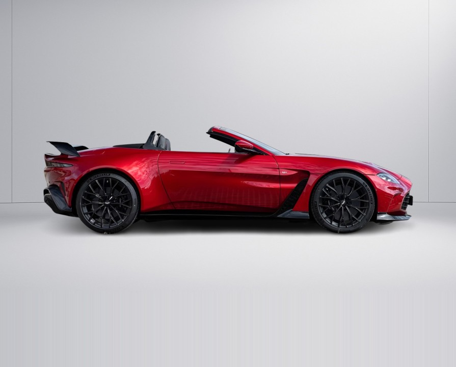 Aston Martin Vantage V12 Roadster (3)