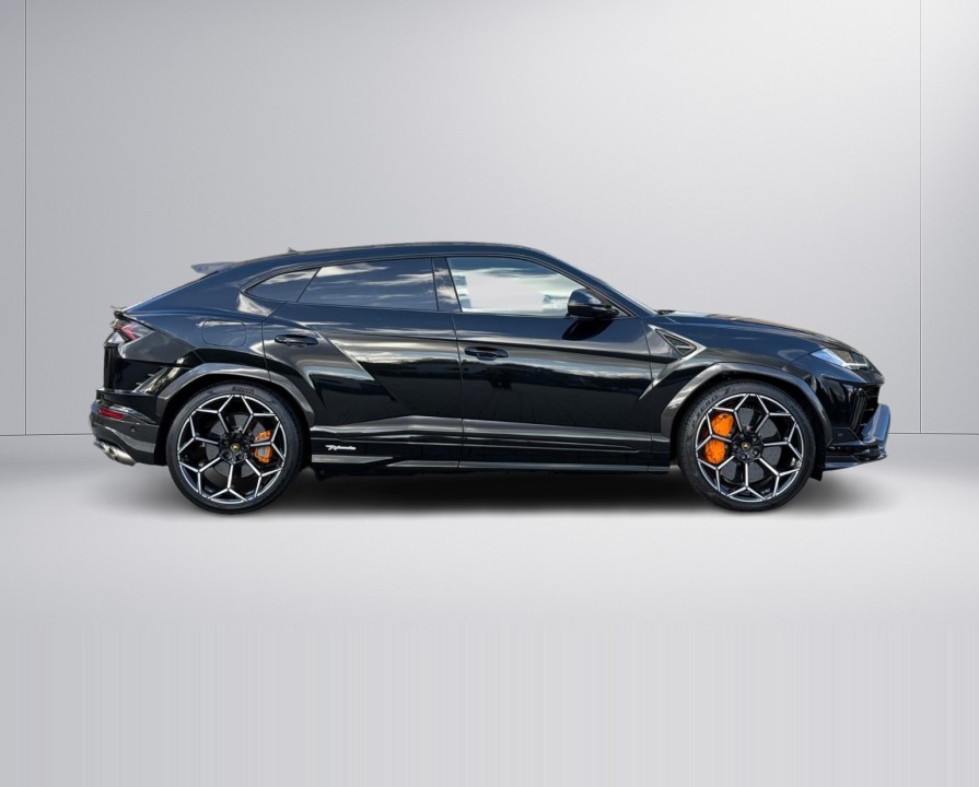 Lamborghini Urus Performante (2)