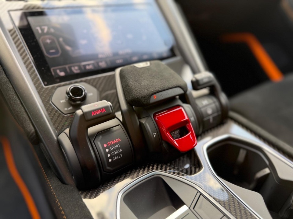 Lamborghini Urus Performante - foto 21