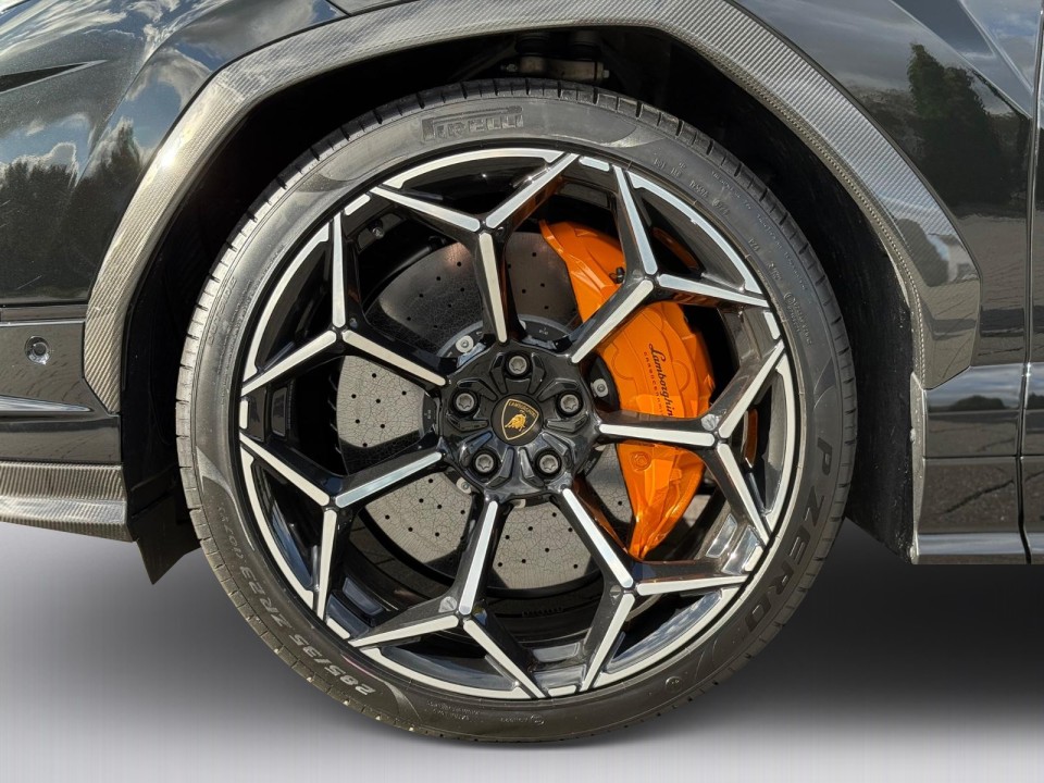 Lamborghini Urus Performante - foto 30