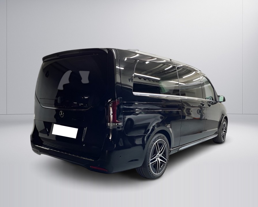 Mercedes-Benz V 300d 4MATIC Extralong Exclusive (2)
