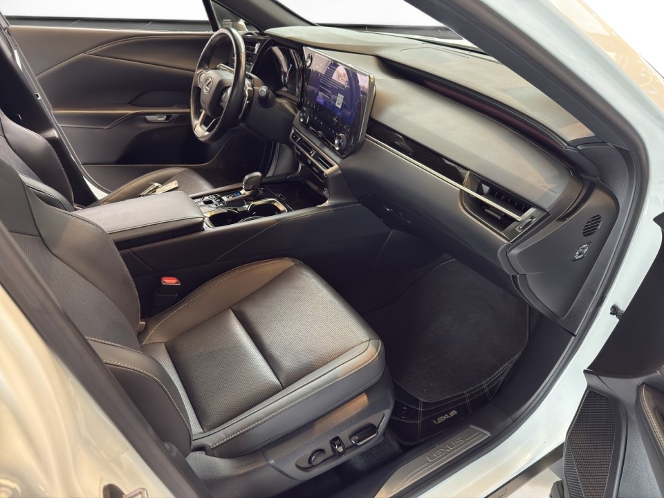 Lexus Seria RX 450h+ F-Sport - foto 12