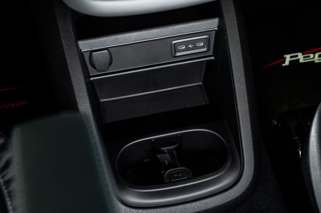 Mercedes-Benz V 300d 4MATIC Extralong Exclusive - foto 17