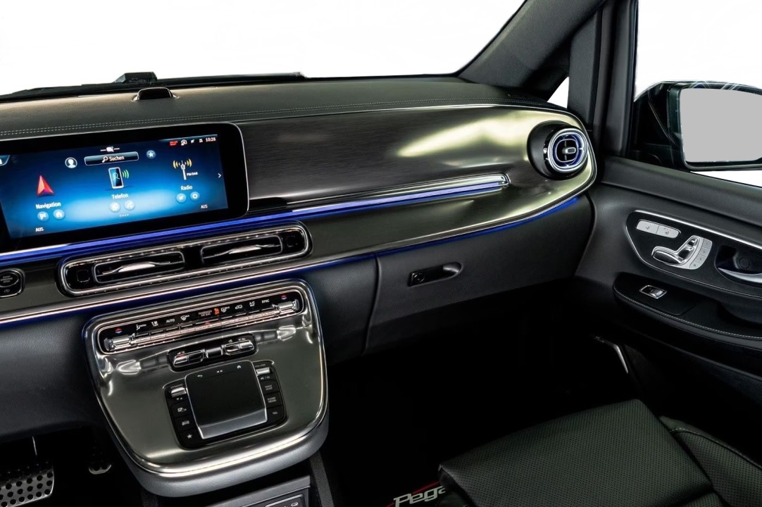 Mercedes-Benz V 300d 4MATIC Extralong Exclusive - foto 14