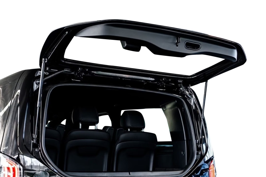 Mercedes-Benz V 300d 4MATIC Extralong Exclusive - foto 37