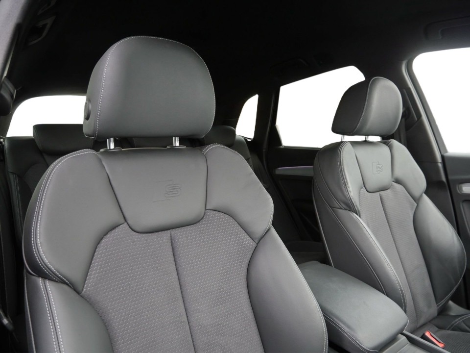 Audi SQ5 TDI - foto 16