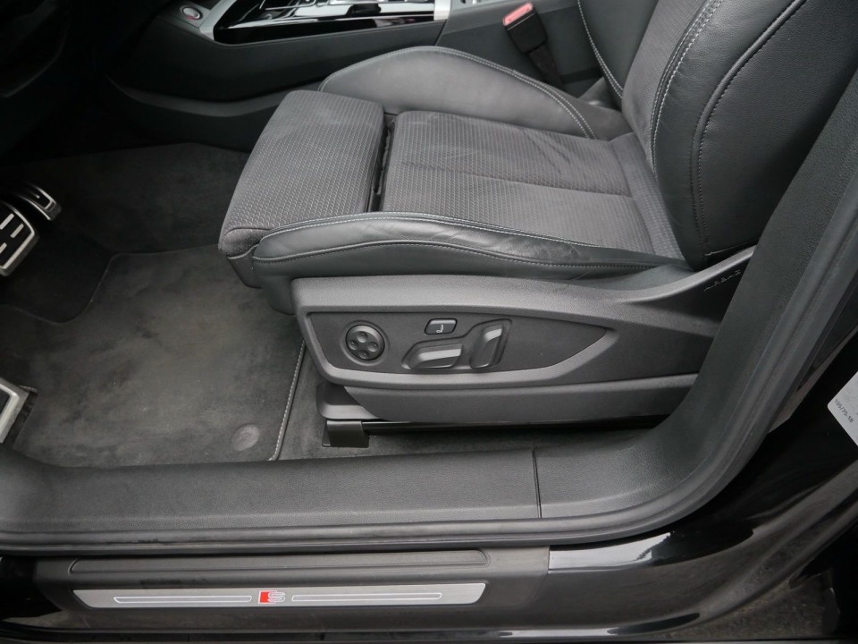 Audi SQ5 TDI - foto 19