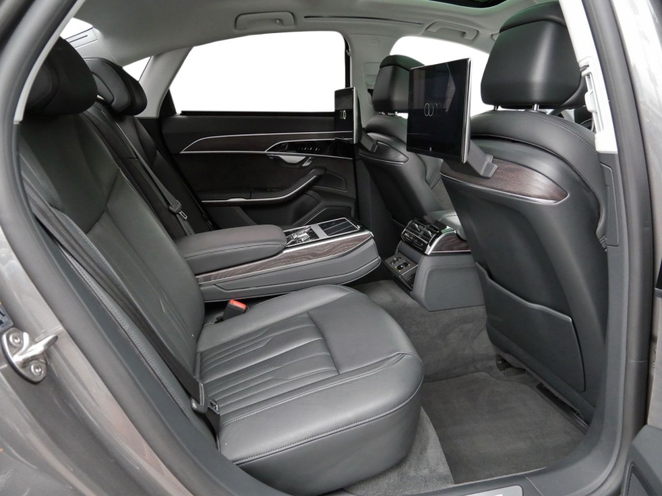 Audi A8 60 TFSIe quattro tiptronic (5)