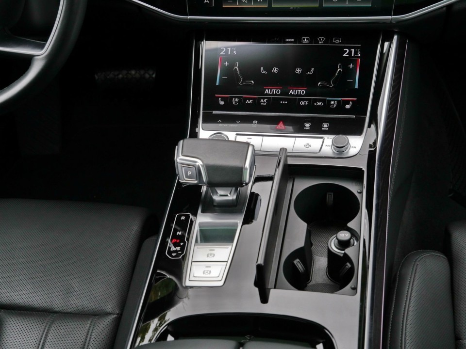 Audi A8 60 TFSIe quattro tiptronic - foto 13