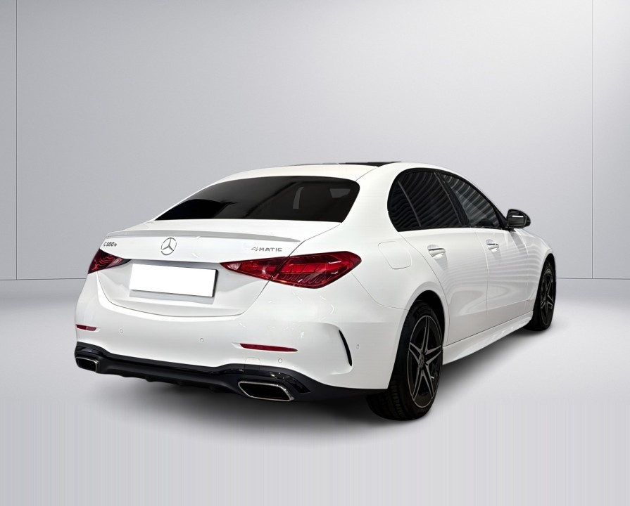 Mercedes-Benz C 300e 4MATIC AMG Line (4)