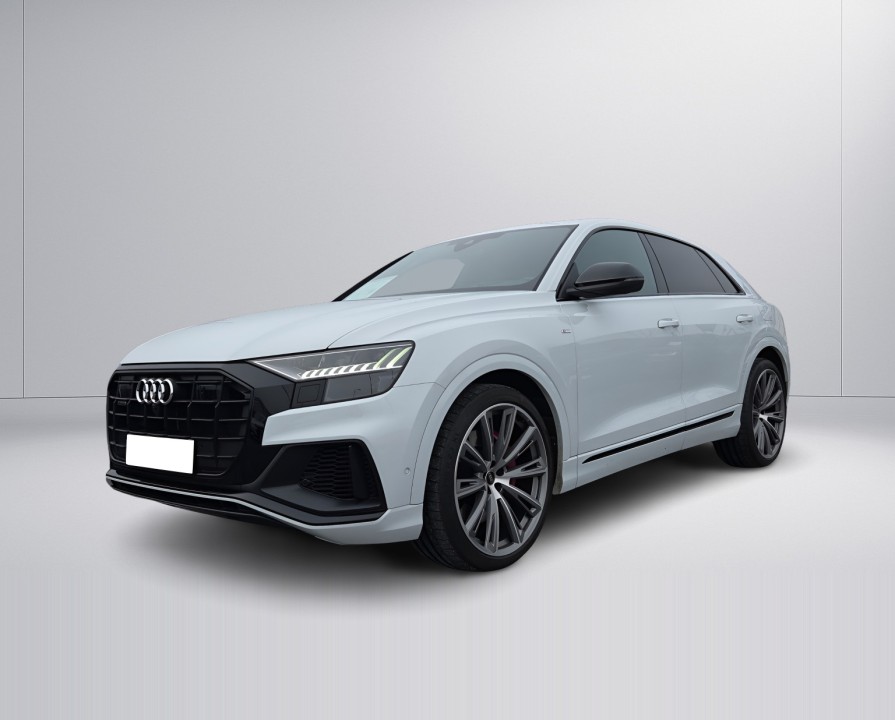 Audi Q8 TFSIe S-line