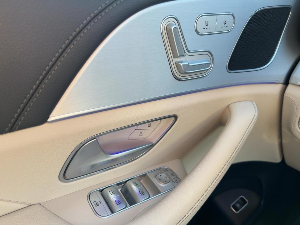 Mercedes-Benz GLE 350de 4MATIC AMG Line - foto 12