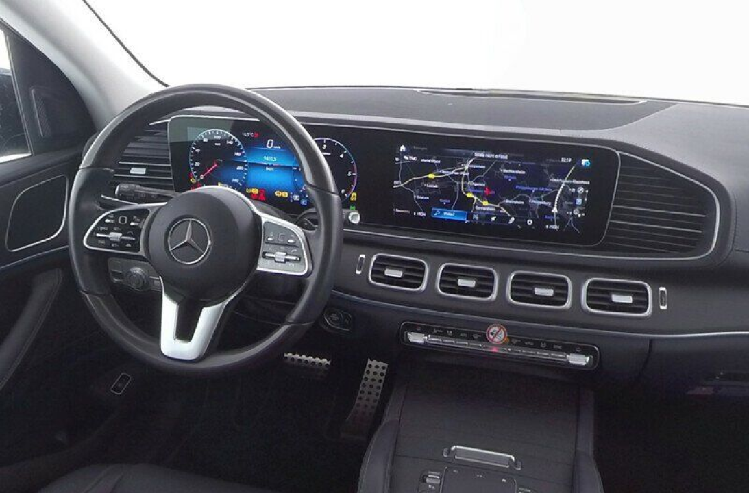 Mercedes-Benz GLS 400d 4Matic (4)