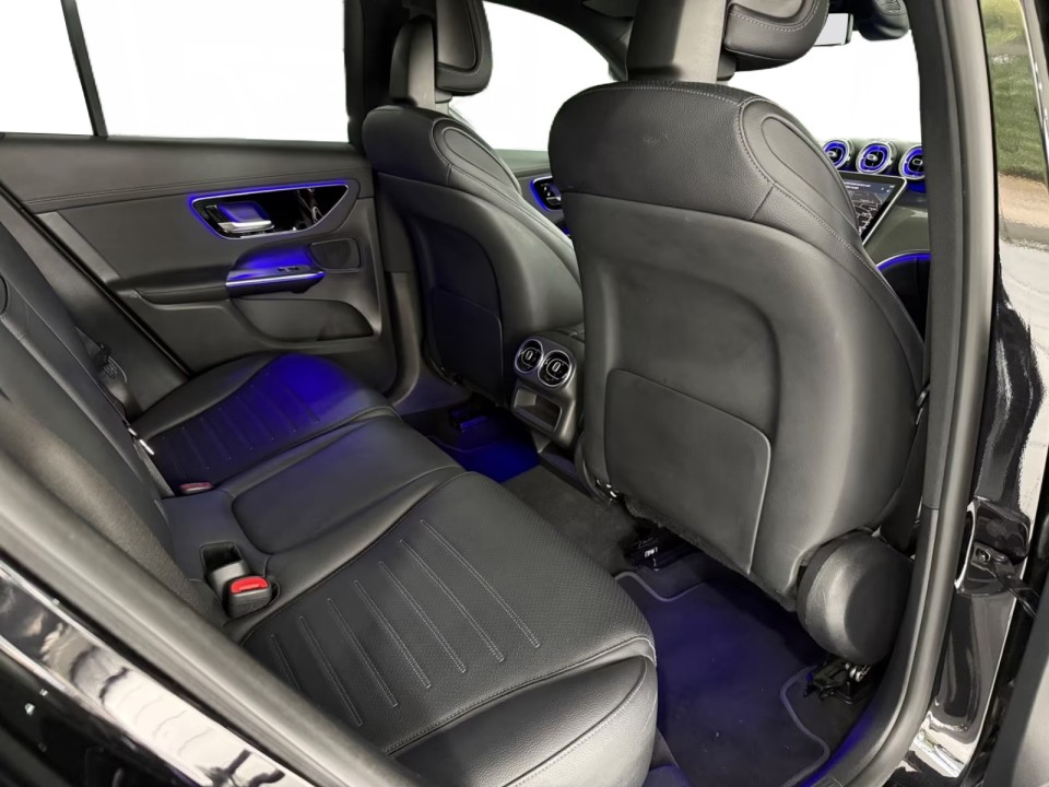 Mercedes-Benz GLC 200 4MATIC AMG - foto 15