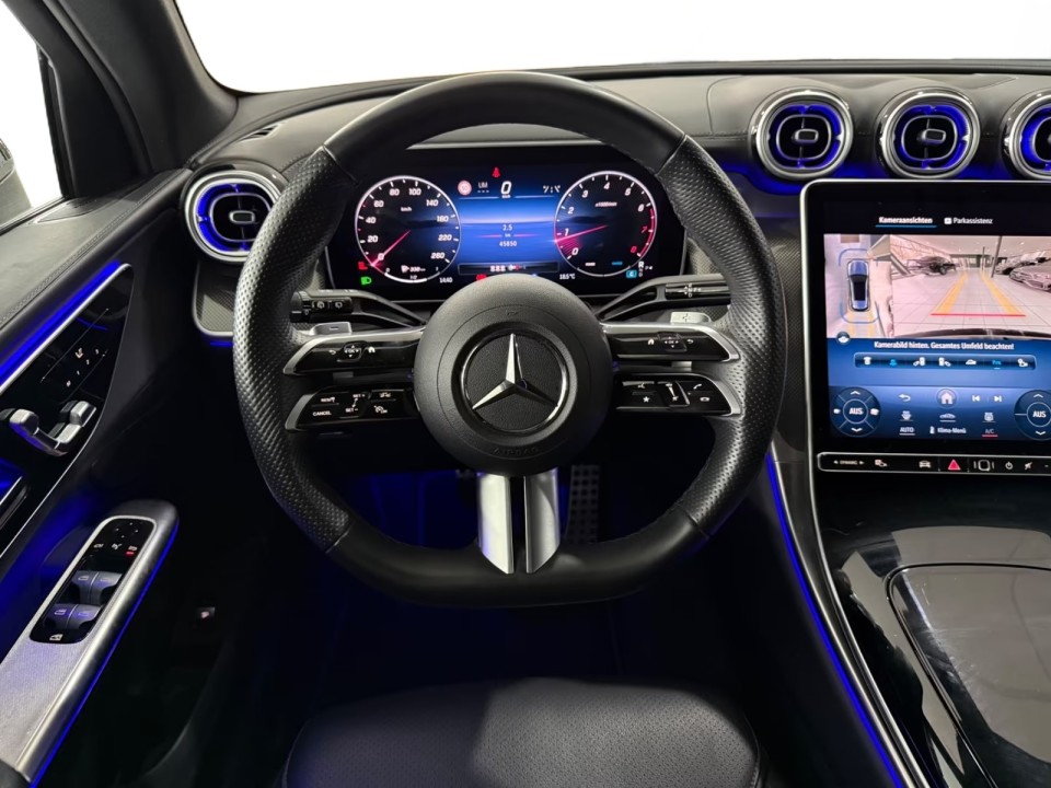 Mercedes-Benz GLC 200 4MATIC AMG - foto 7