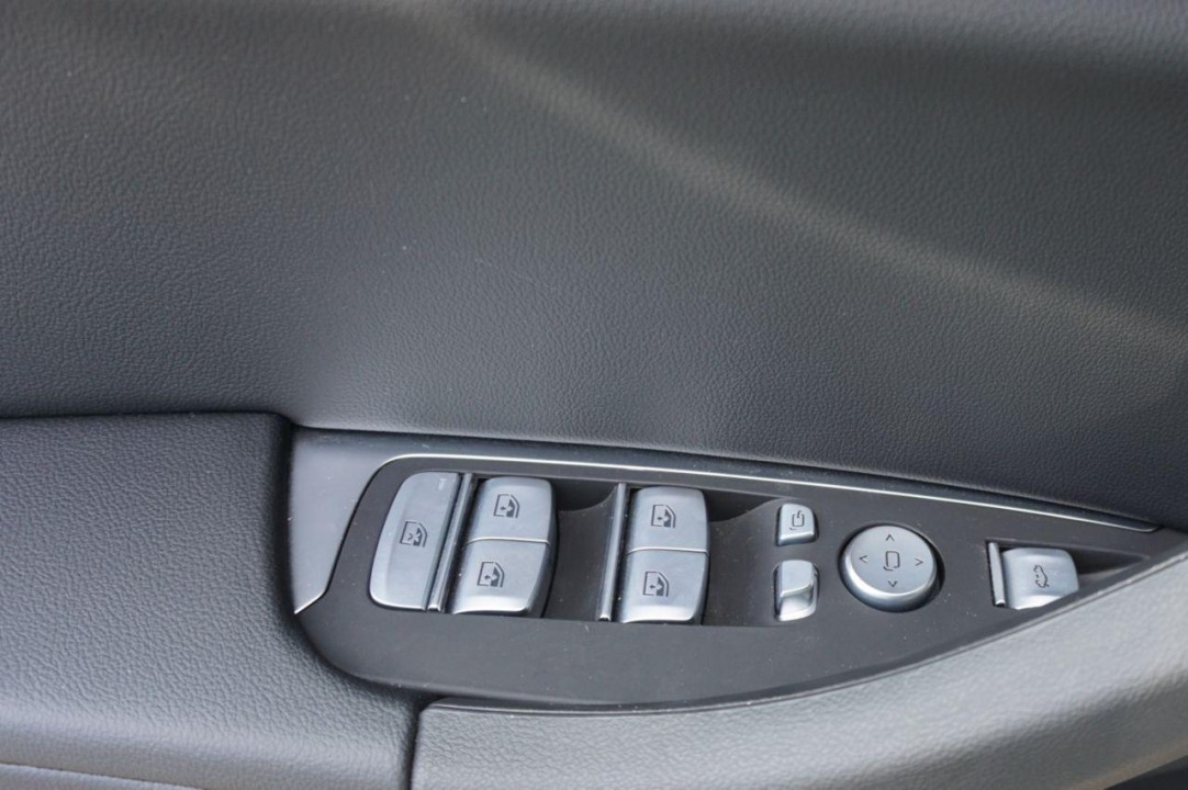 BMW X4 M40d - foto 18