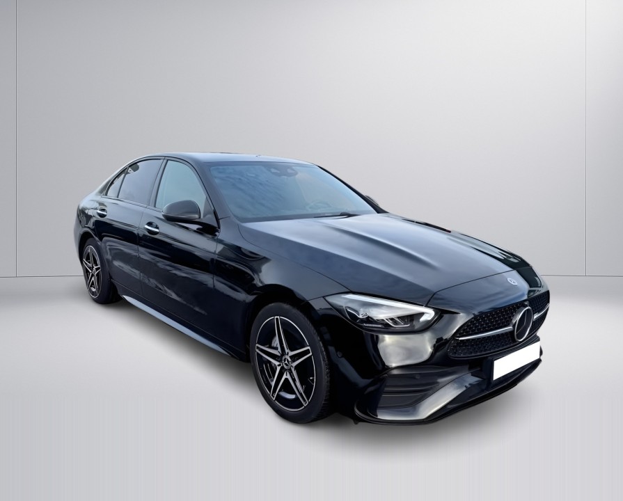Mercedes-Benz C 300e 4MATIC AMG Line (2)
