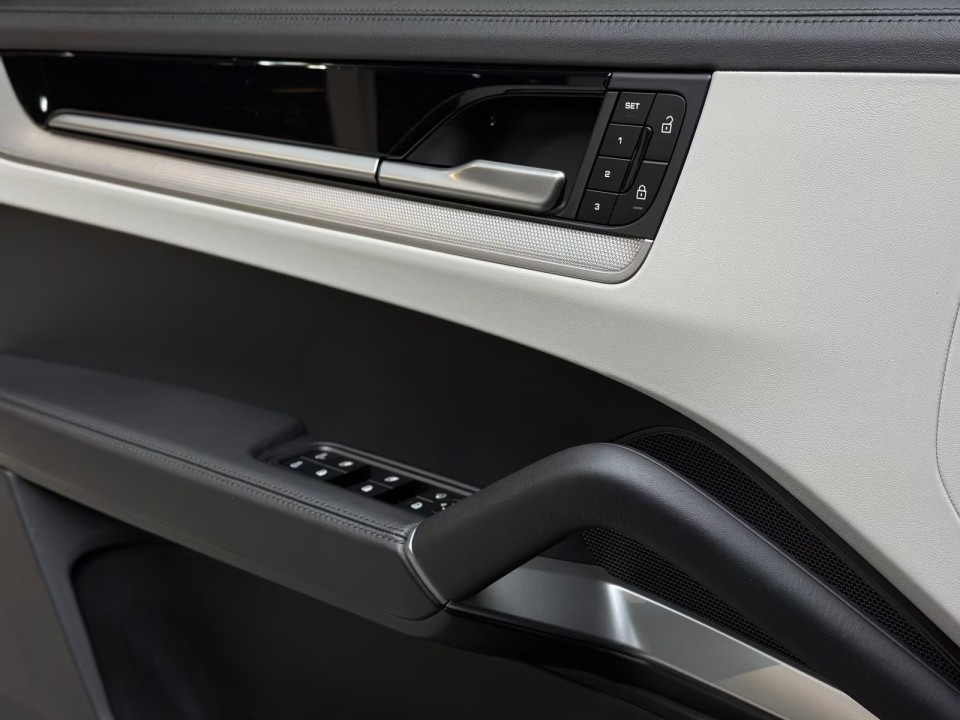 Porsche Cayenne S - foto 25