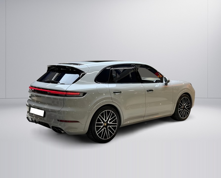 Porsche Cayenne S (2)