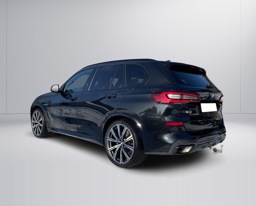 BMW X5 xDrive45e (4)
