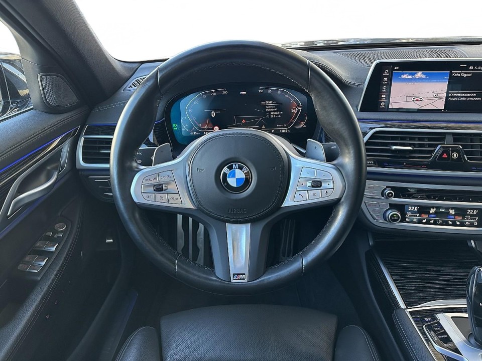 BMW Seria 7 740i - foto 15
