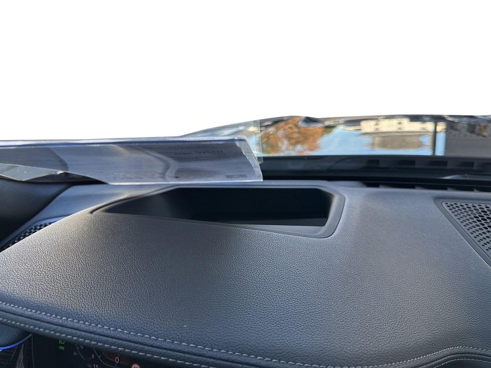 BMW Seria 7 740i - foto 32