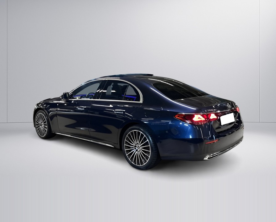 Mercedes-Benz E 300de 4MATIC (4)