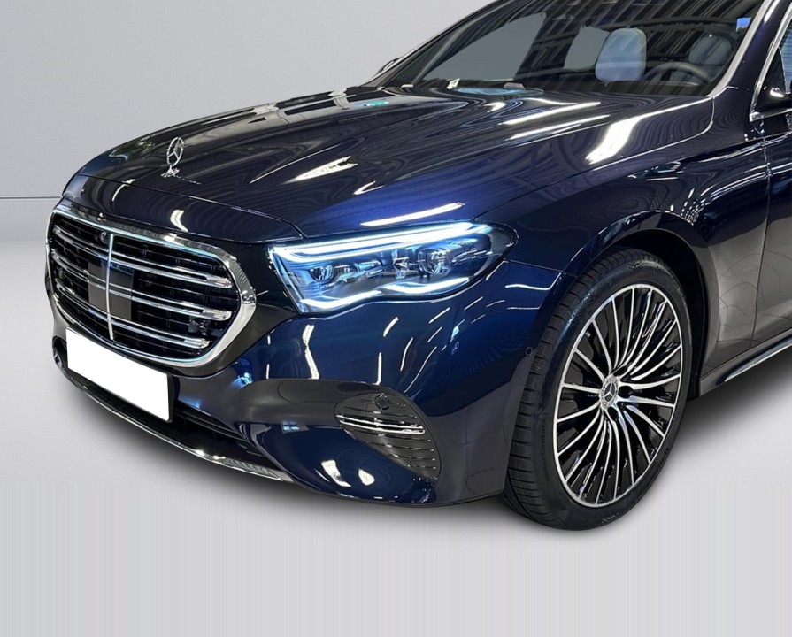 Mercedes-Benz E 300de 4MATIC - foto 22