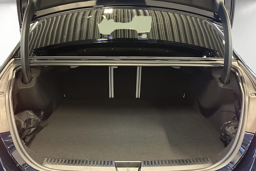 Mercedes-Benz E 300de 4MATIC - foto 24