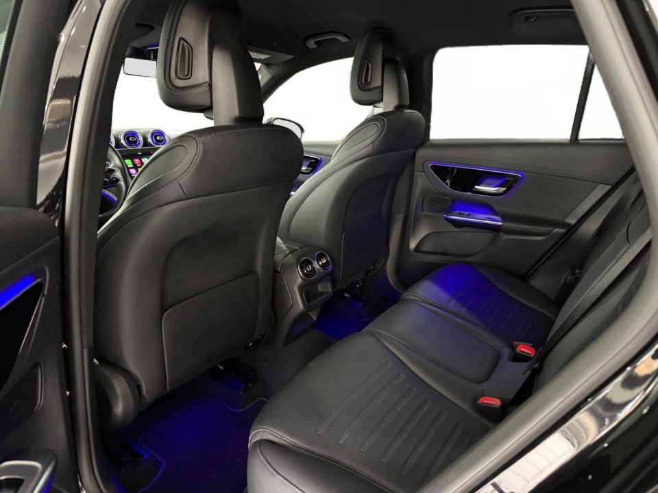 Mercedes-Benz GLC 200 4MATIC AMG Line - foto 8