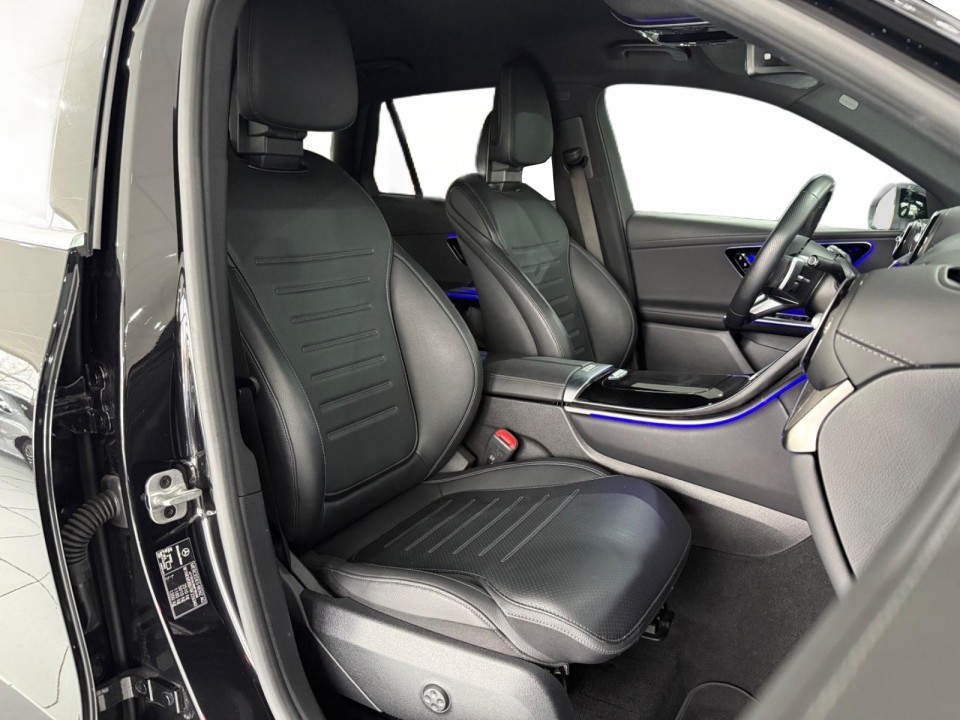 Mercedes-Benz GLC 200 4MATIC AMG Line - foto 10