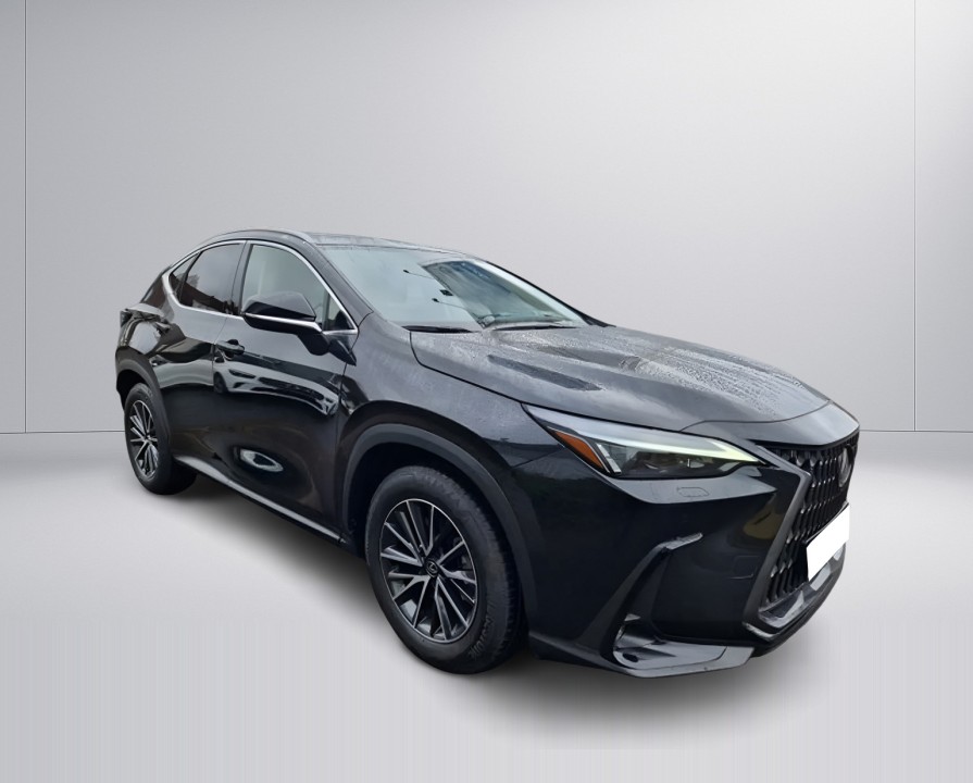 Lexus Seria NX 450h+ AWD Executive
